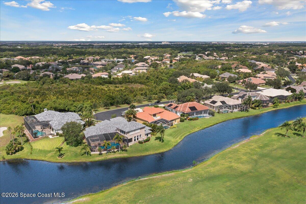 965 Chatsworth Drive