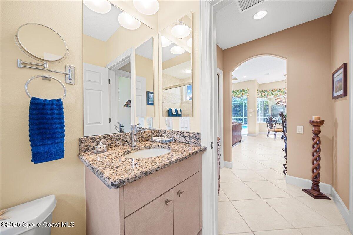 965 Chatsworth Drive