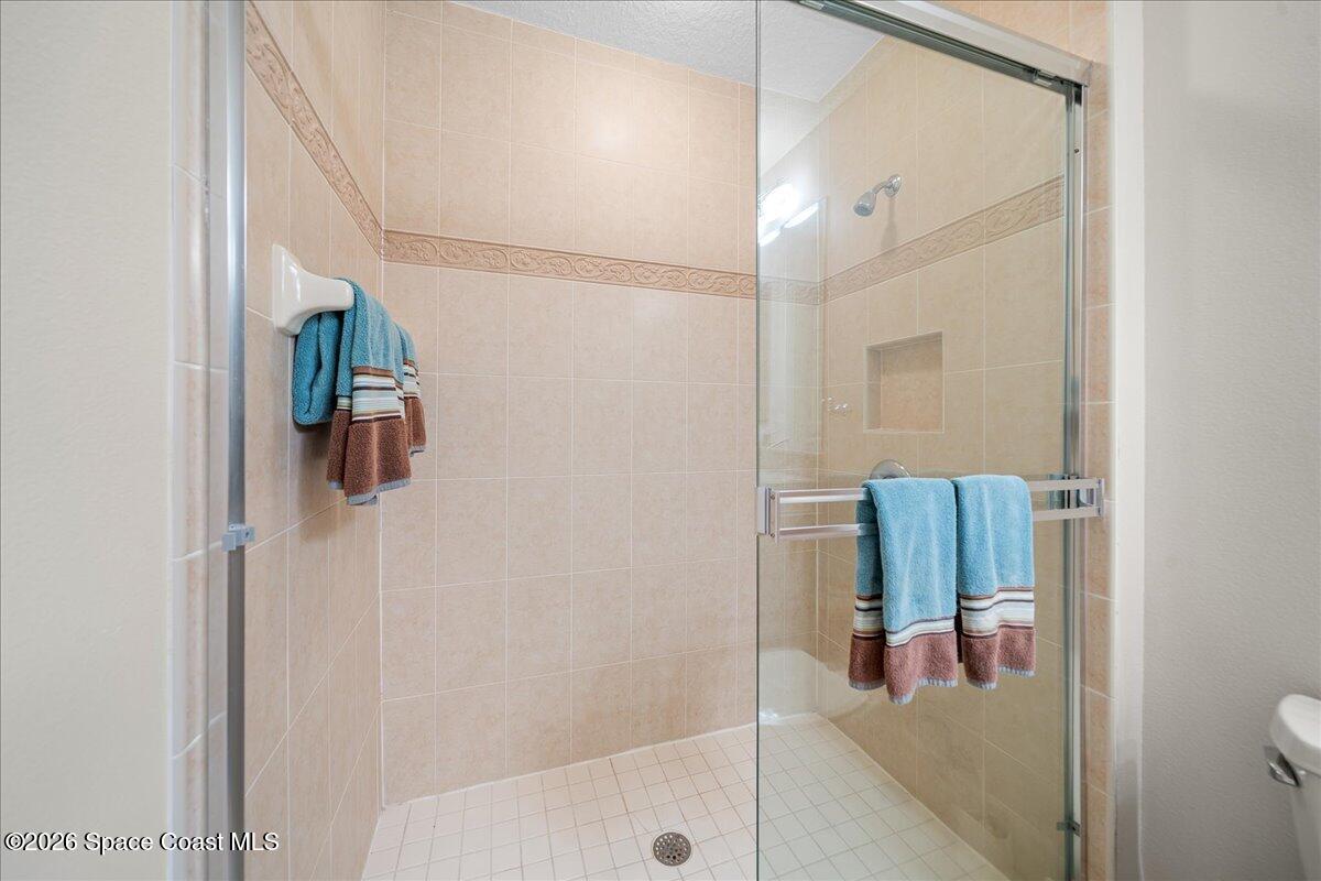 965 Chatsworth Drive