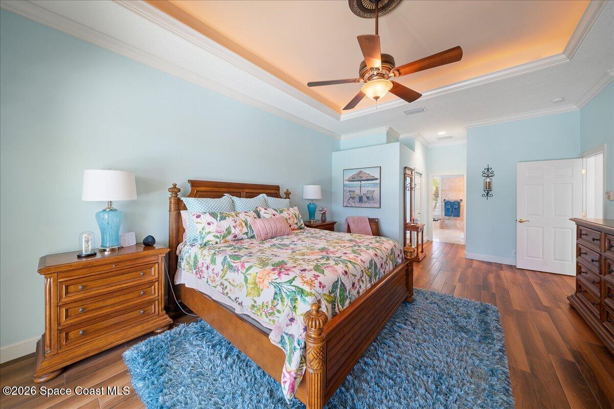 965 Chatsworth Drive