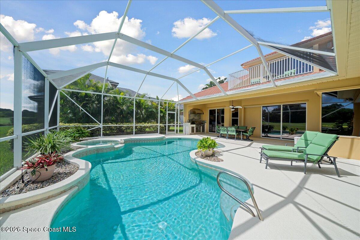 965 Chatsworth Drive