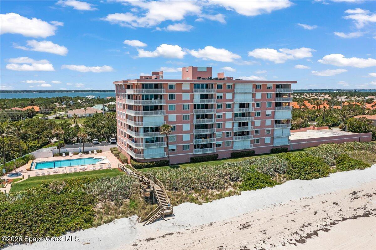 5635 S Highway A1a A504