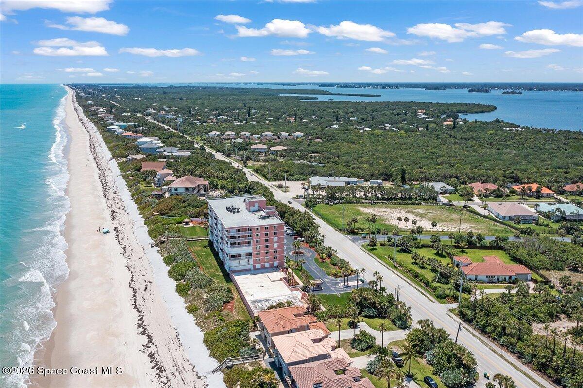 5635 S Highway A1a A504