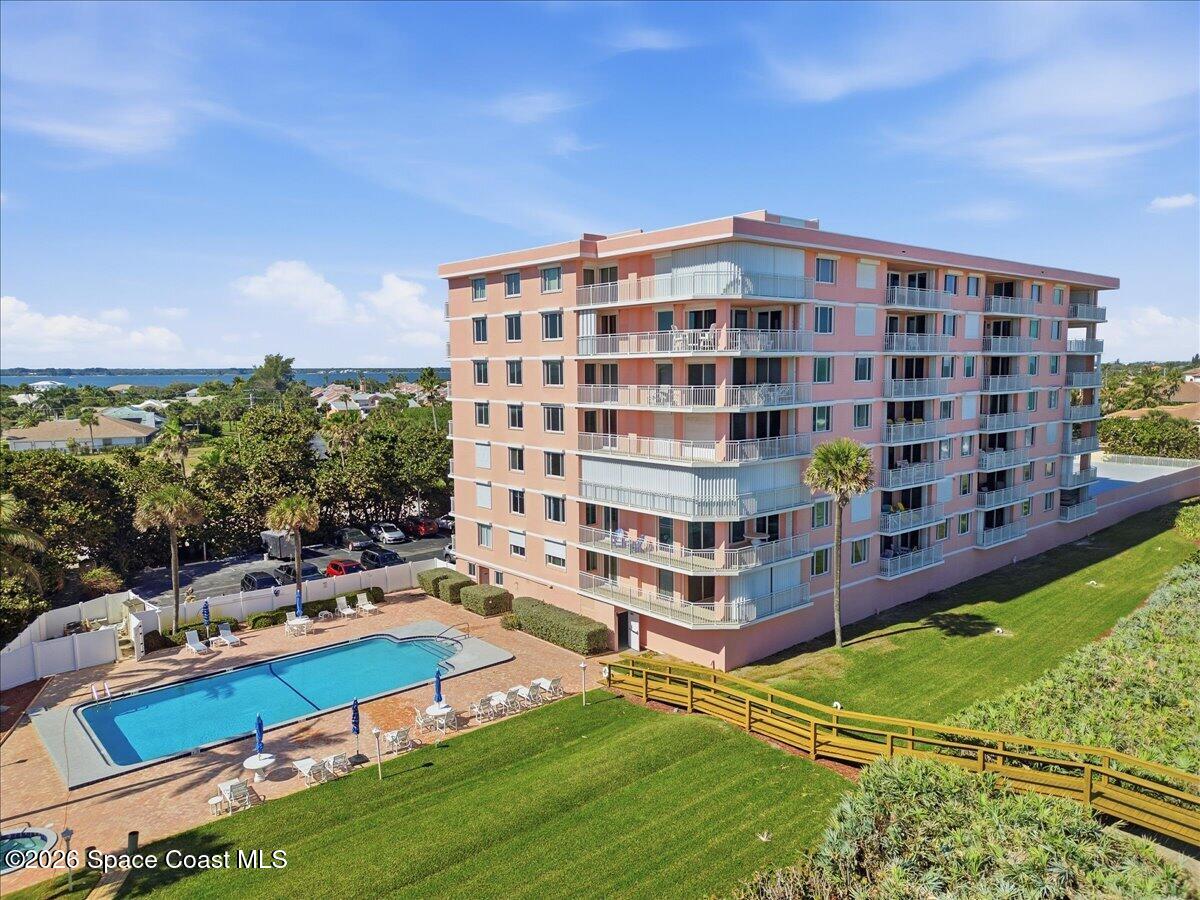 5635 S Highway A1a A504