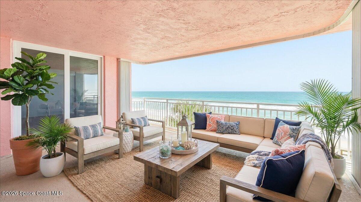 5635 S Highway A1a A504