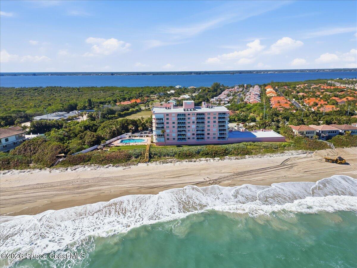 5635 S Highway A1a A504