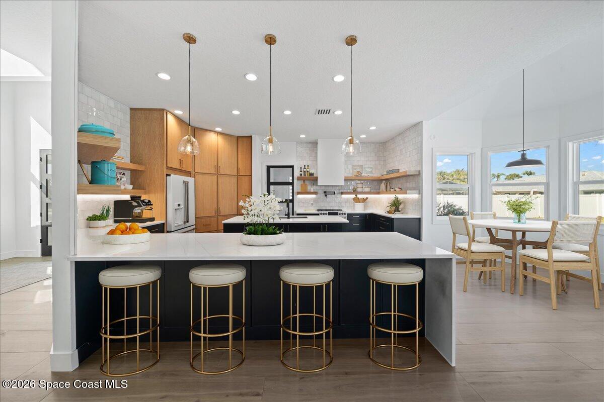 300 Amberjack Place