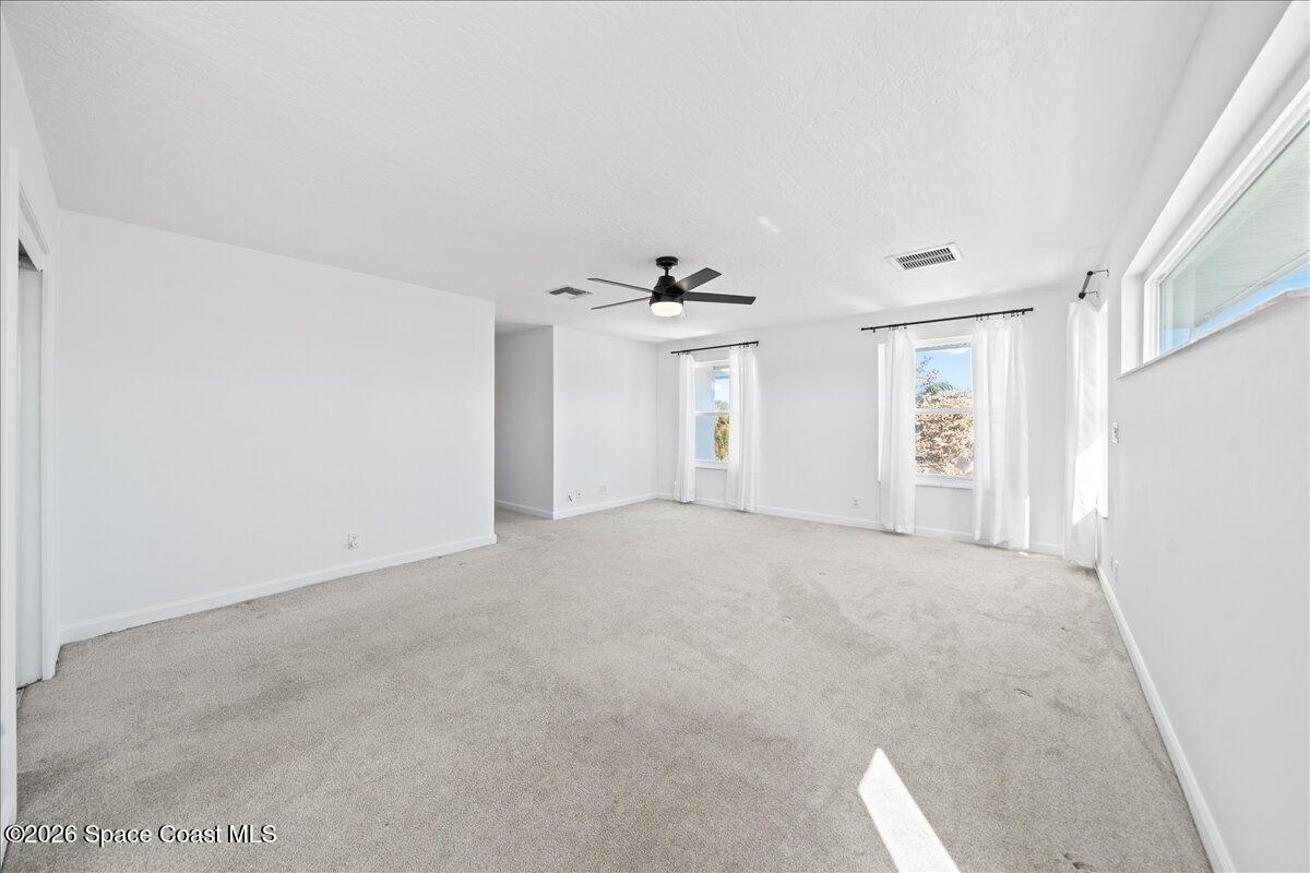 300 Amberjack Place