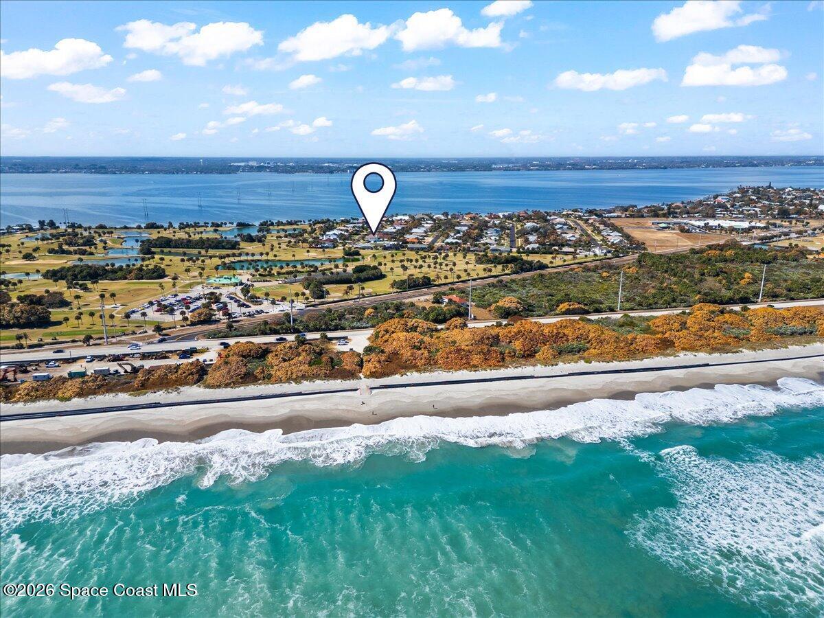 300 Amberjack Place