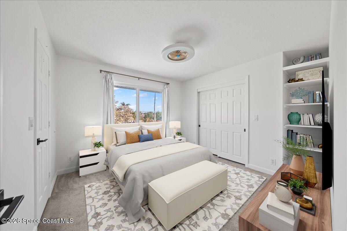 300 Amberjack Place