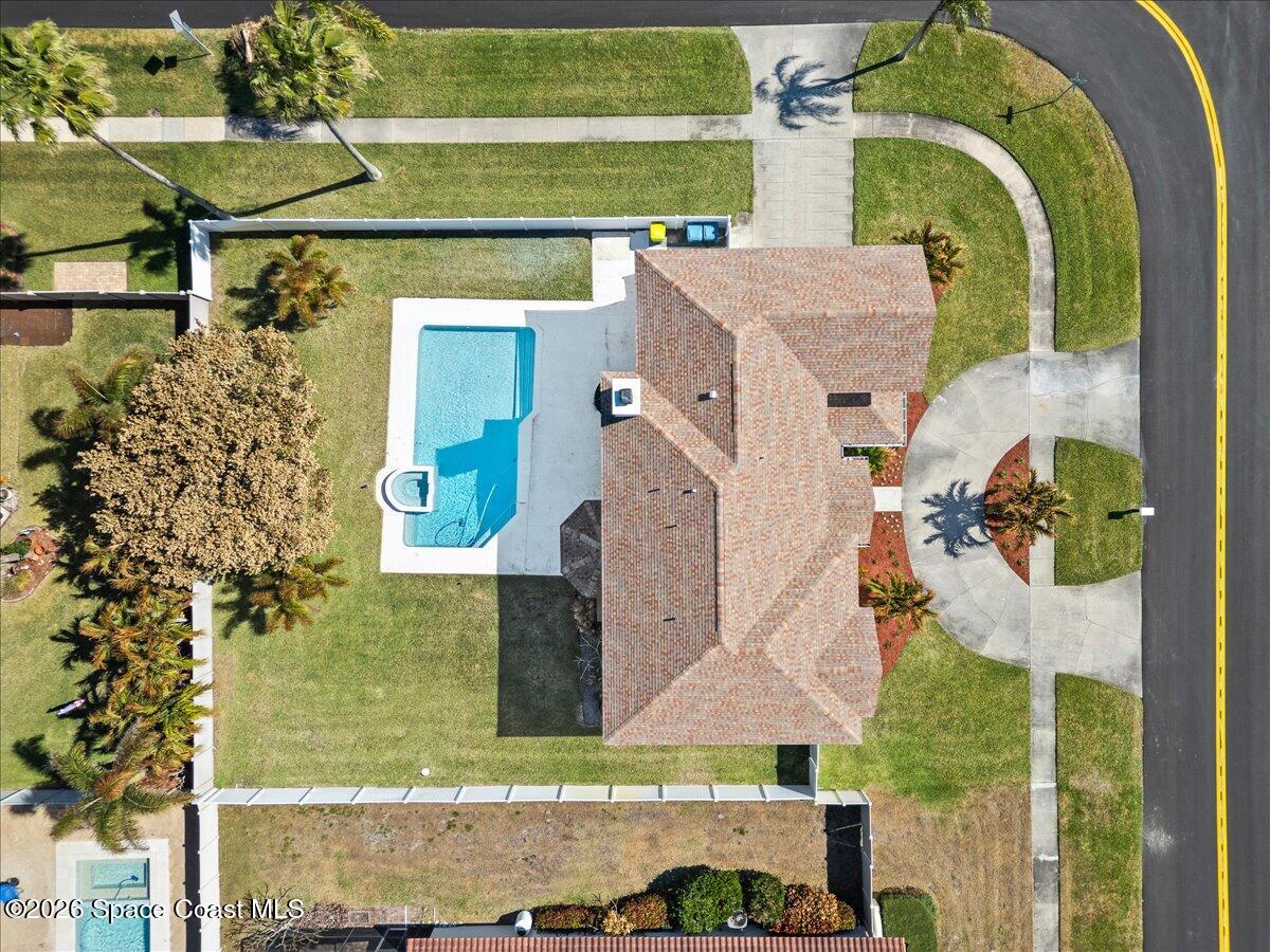 300 Amberjack Place