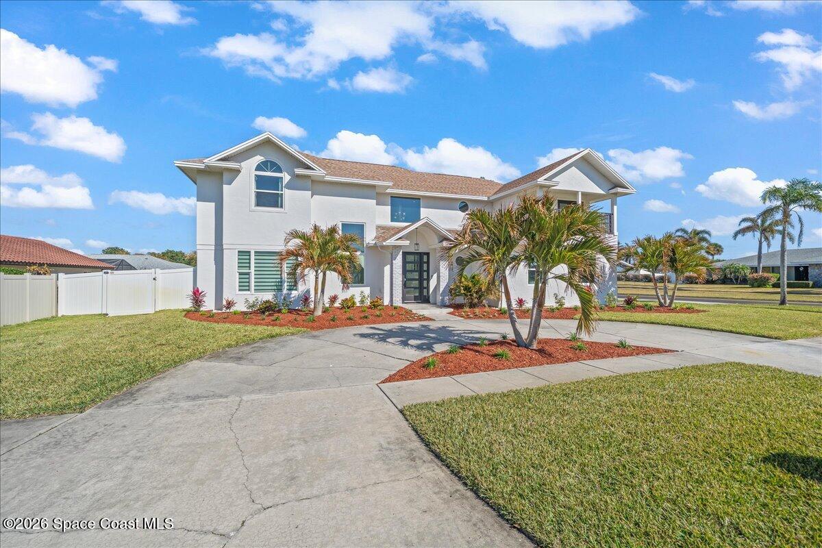 300 Amberjack Place