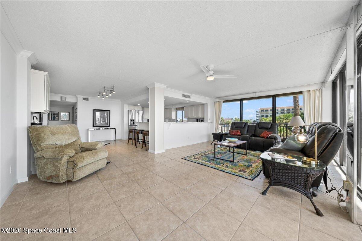 2100 N Atlantic Avenue 303