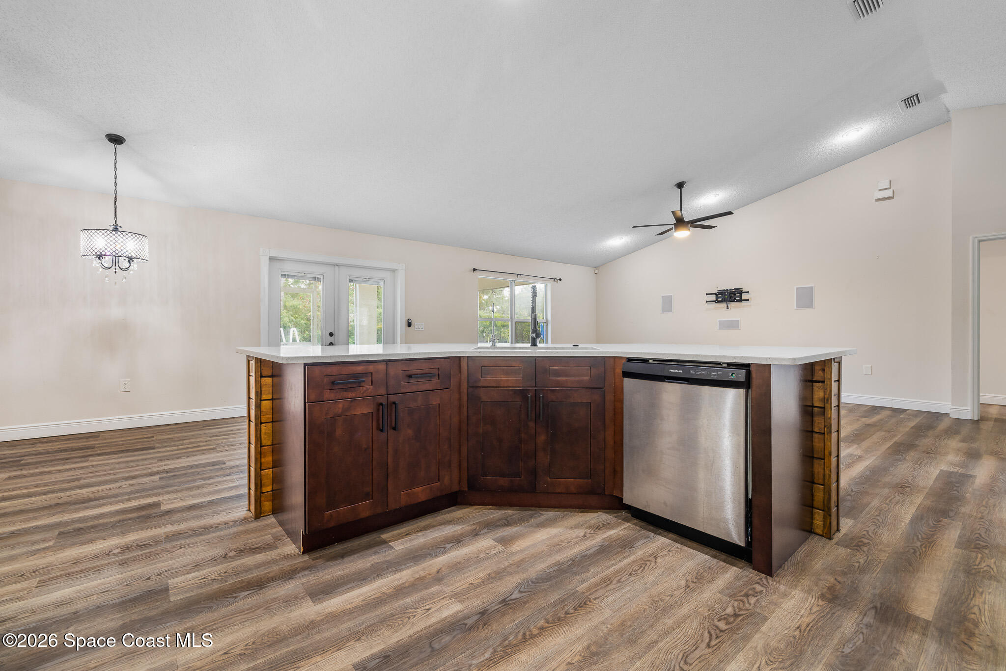 1126 Ruby Street SE