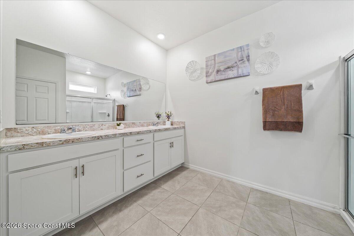 2193 Capital Drive SE