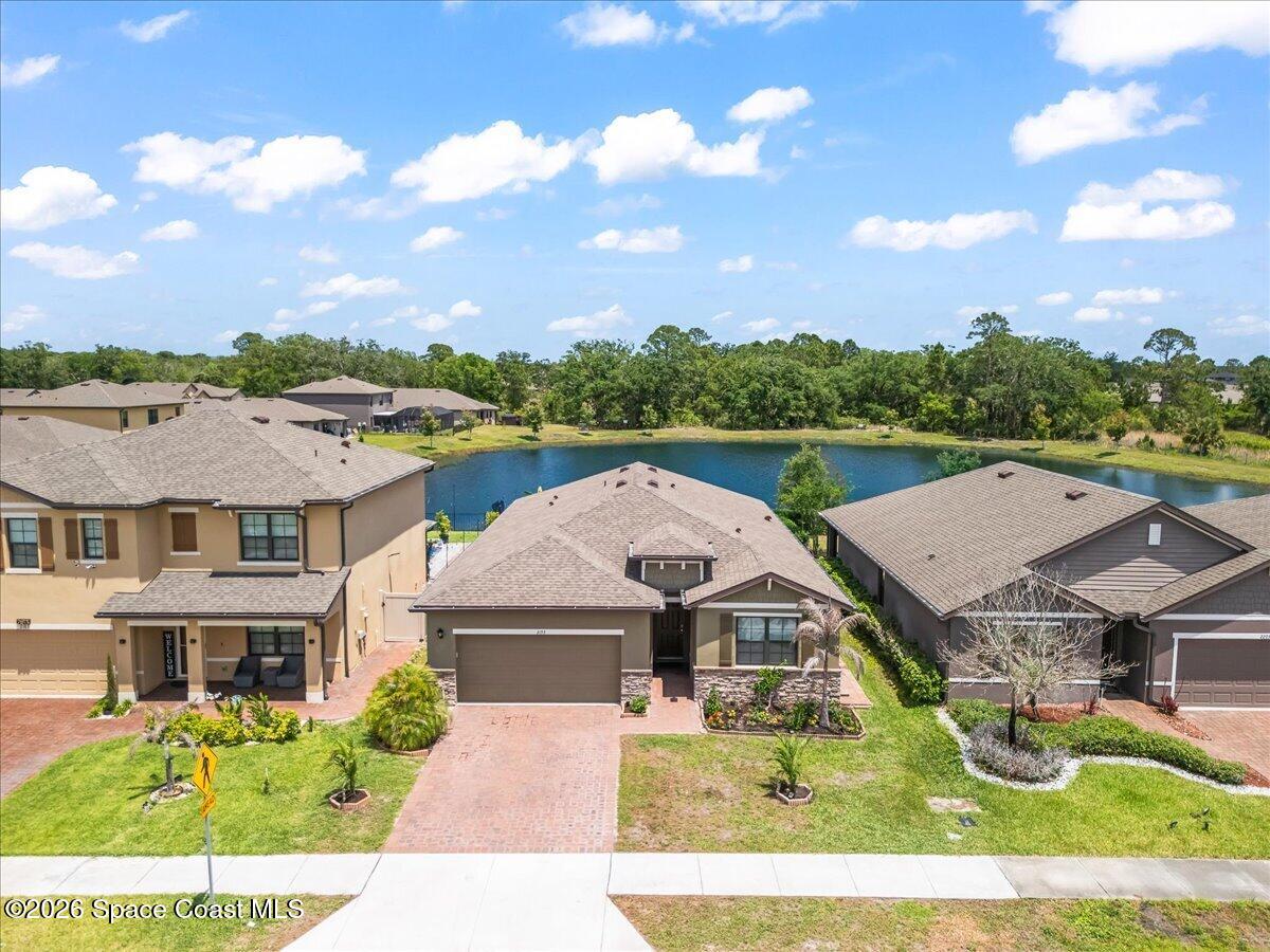 2193 Capital Drive SE