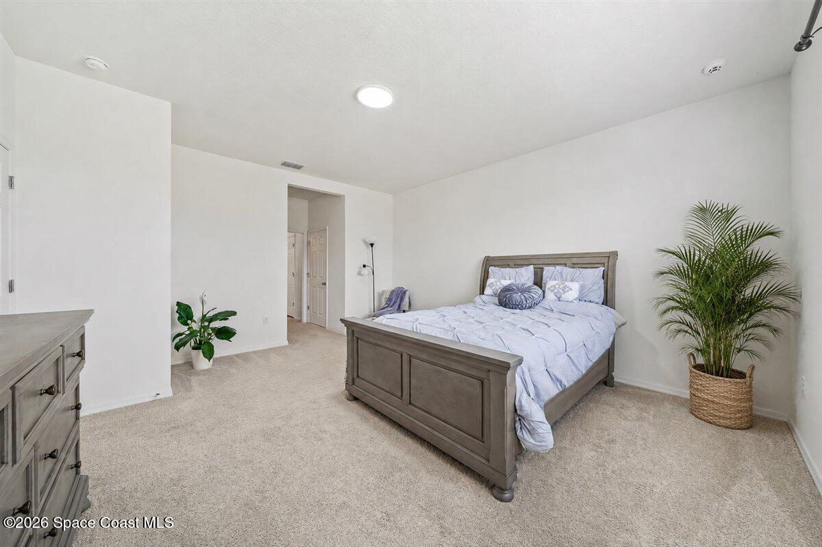 2193 Capital Drive SE