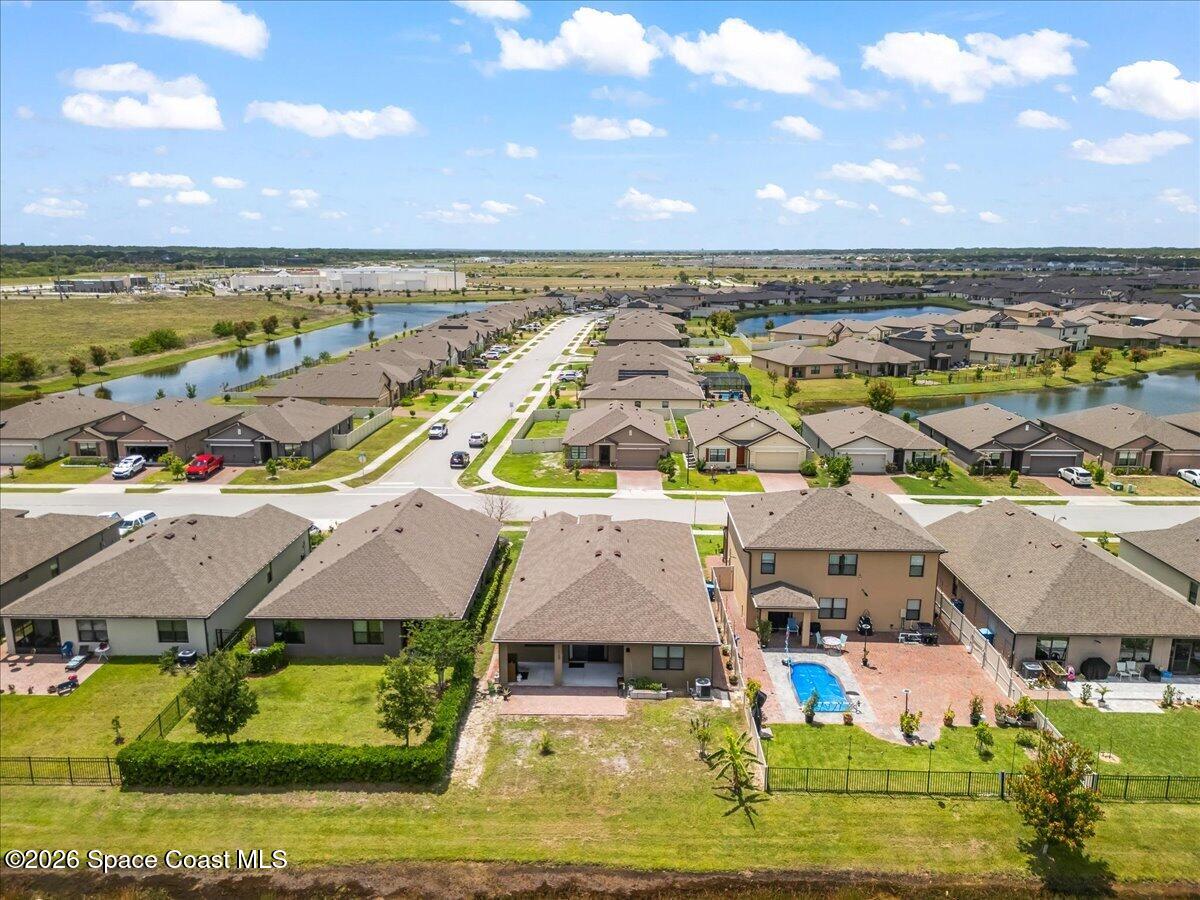 2193 Capital Drive SE