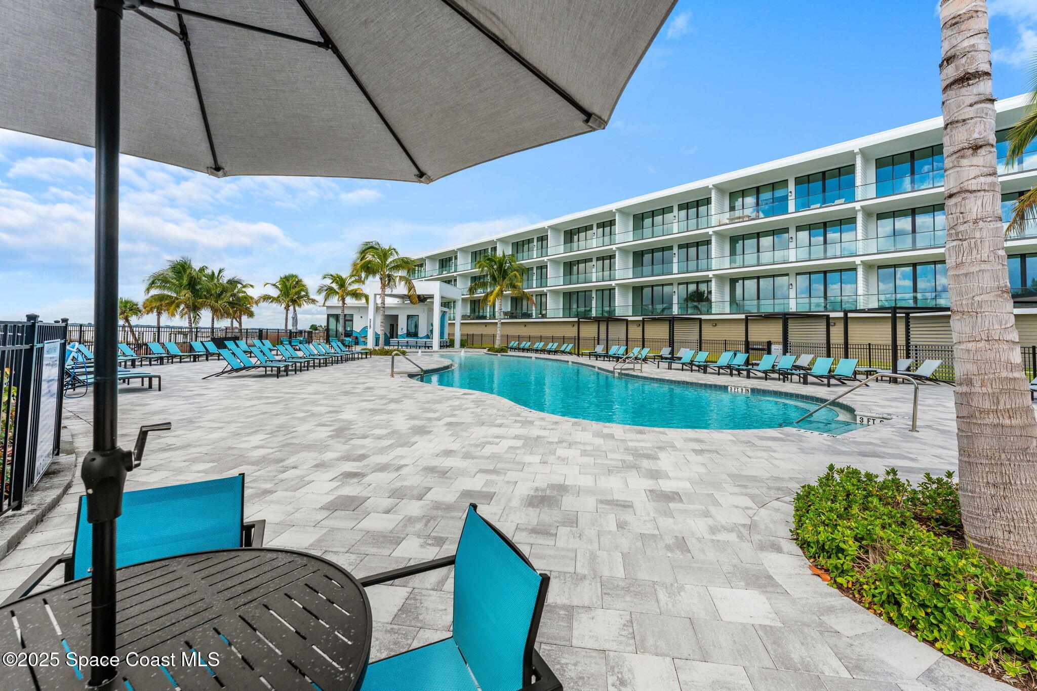 225 Strand Drive 301