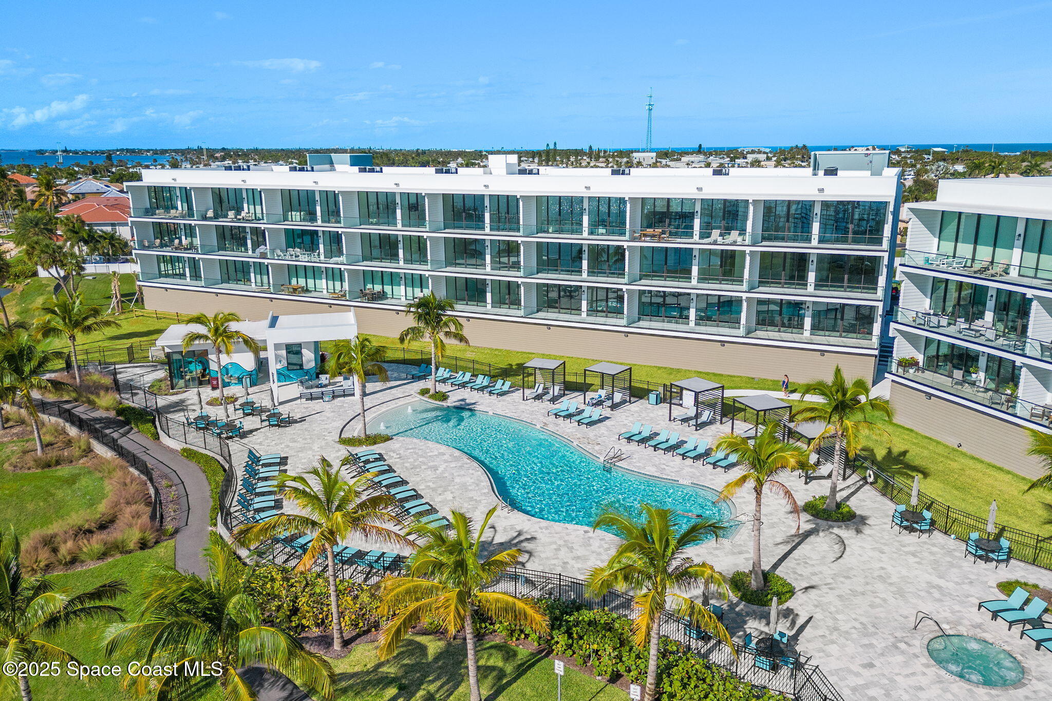 225 Strand Drive 301