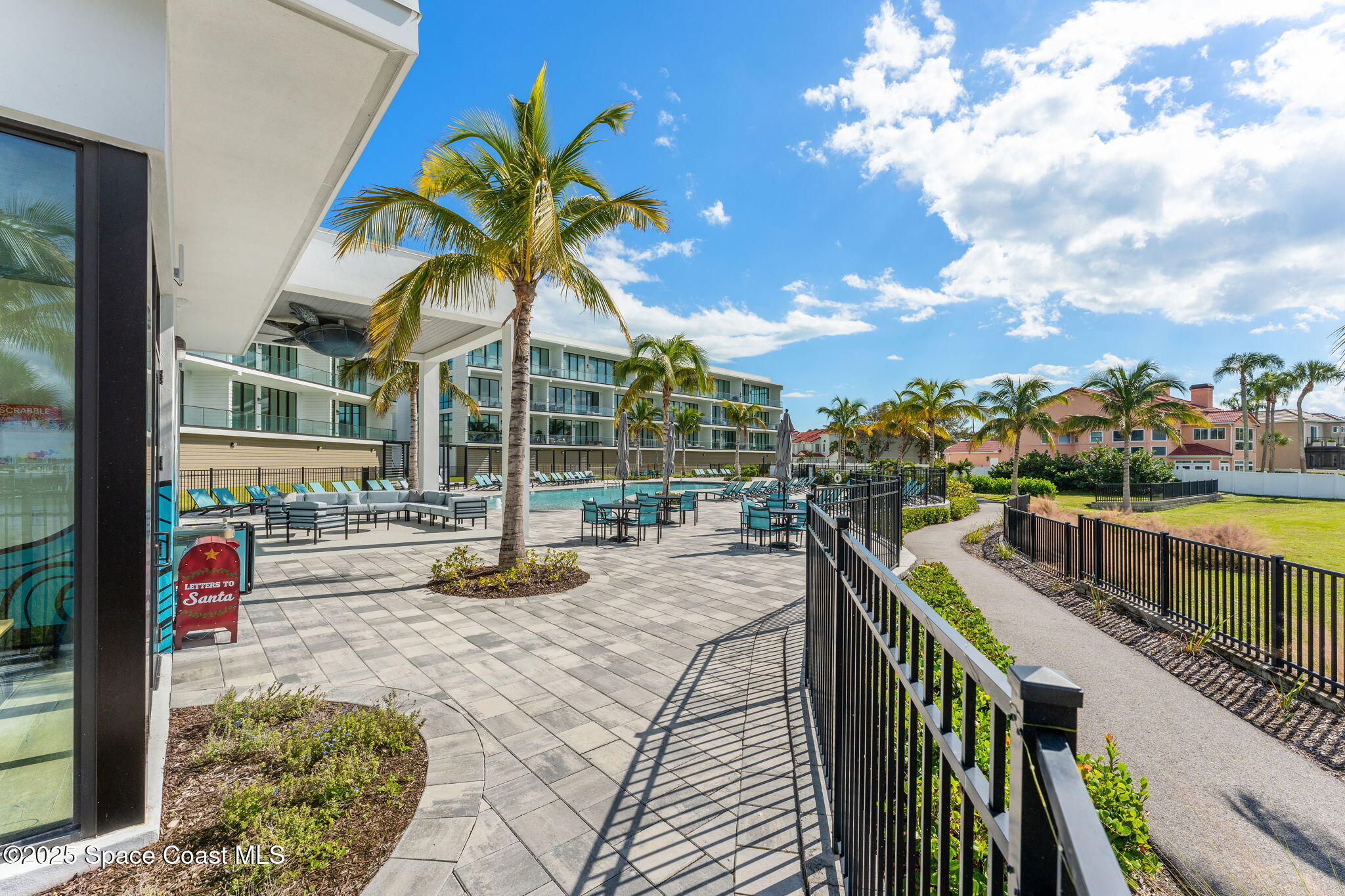 225 Strand Drive 301