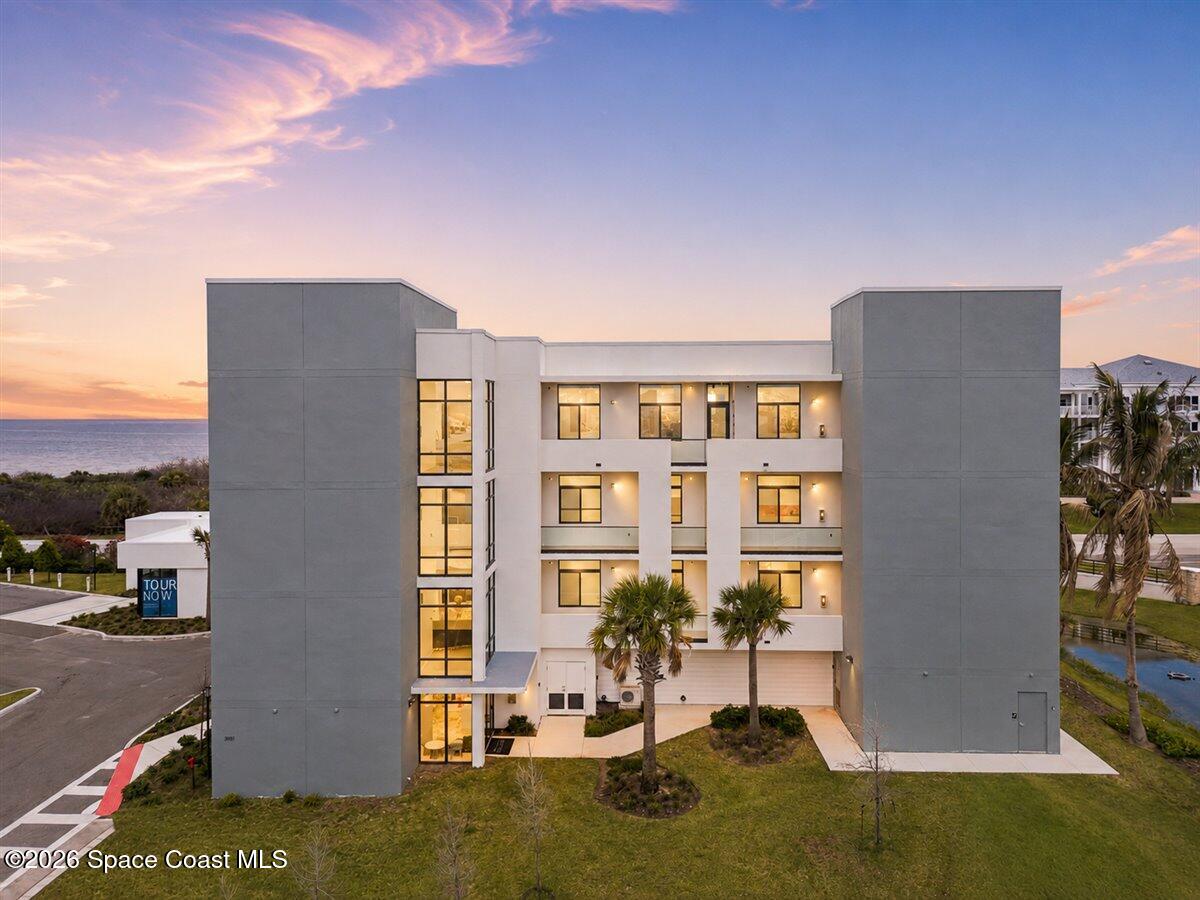 3051 Hafen Lane 401