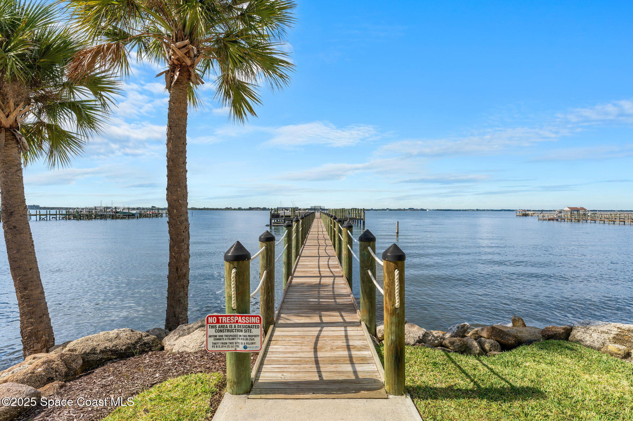 3051 Hafen Lane 401