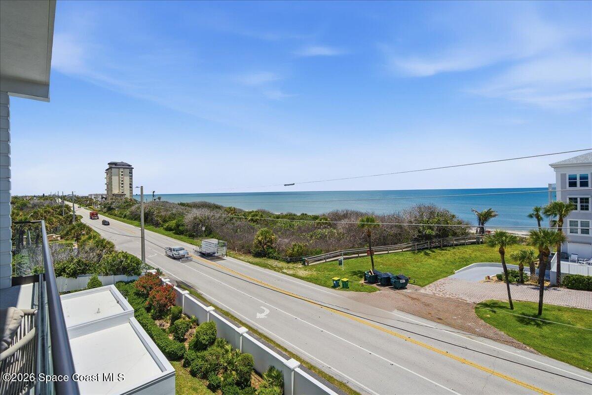 3051 Hafen Lane 401
