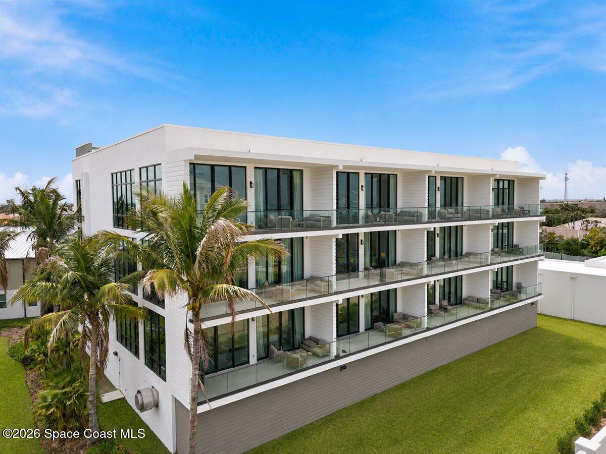 3051 Hafen Lane 401