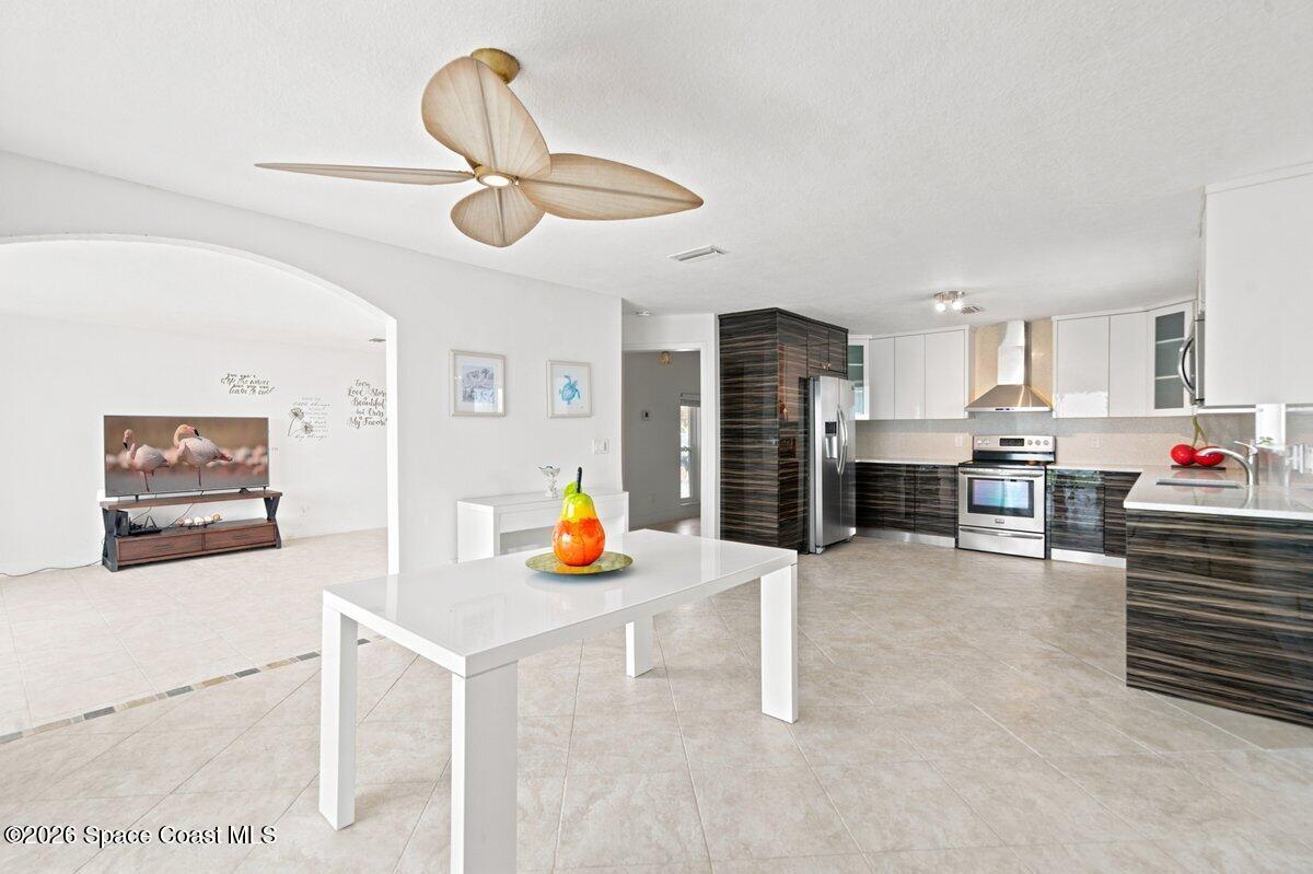 6855 S Highway A1a