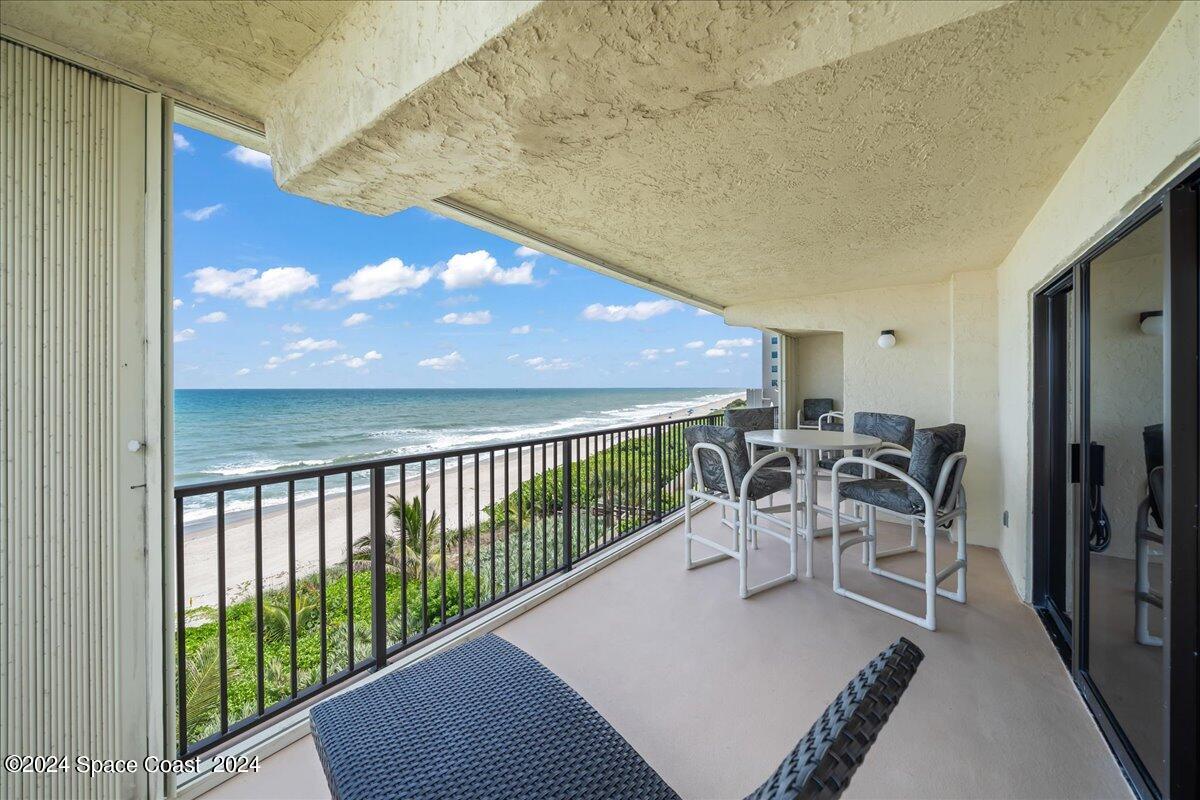 2725 N Highway A1a 301
