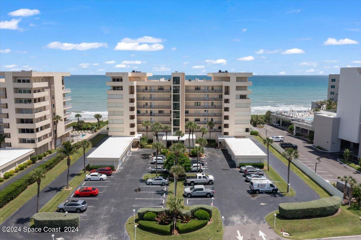 2725 N Highway A1a 301