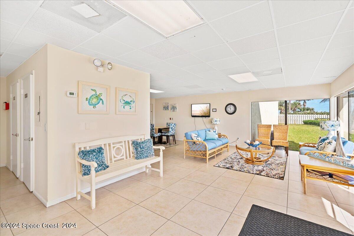 2725 N Highway A1a 301