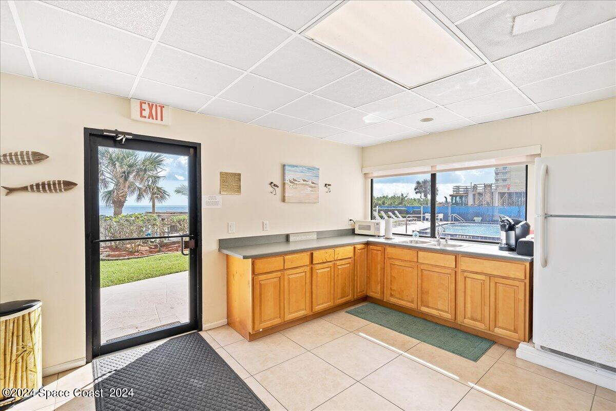 2725 N Highway A1a 301