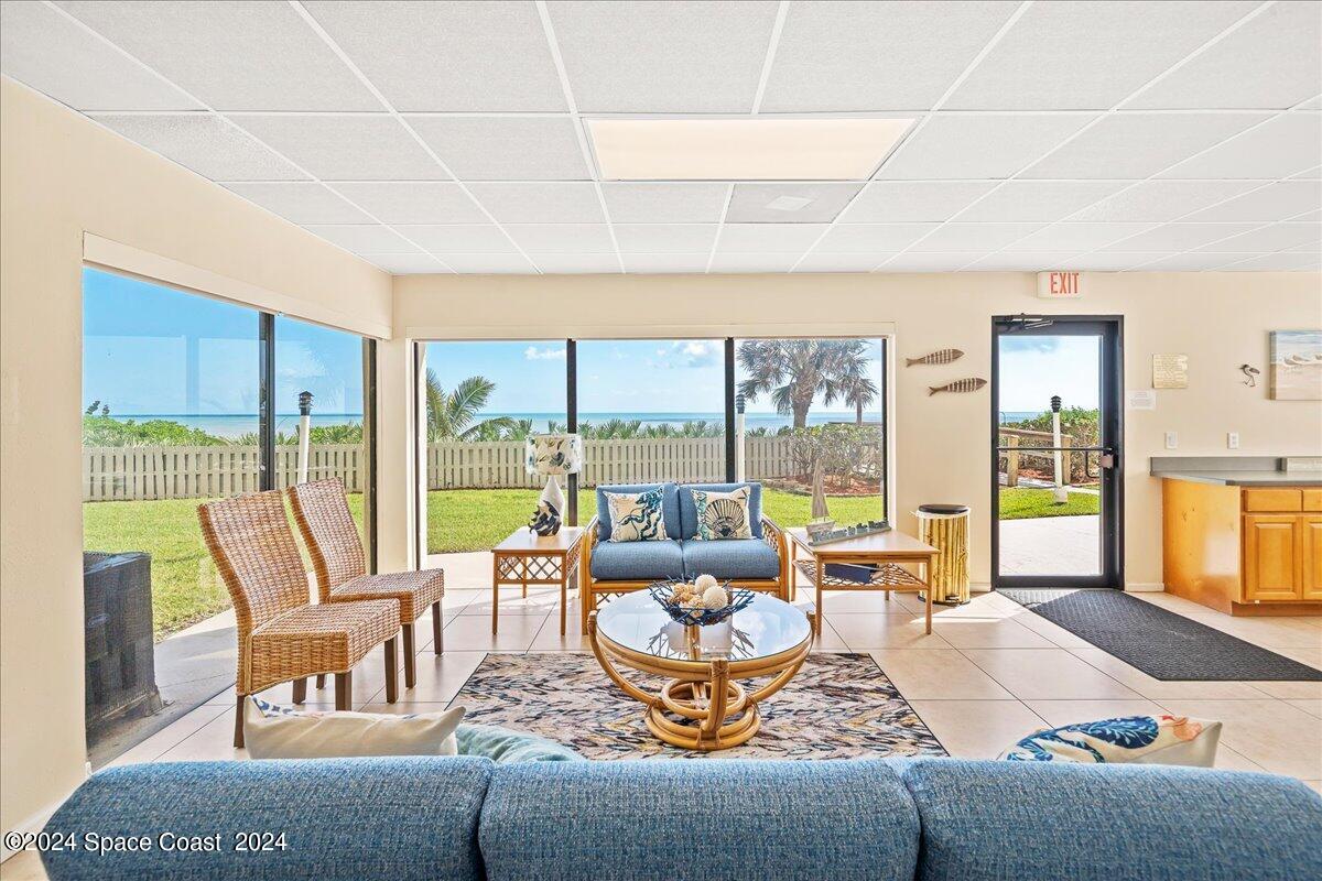 2725 N Highway A1a 301