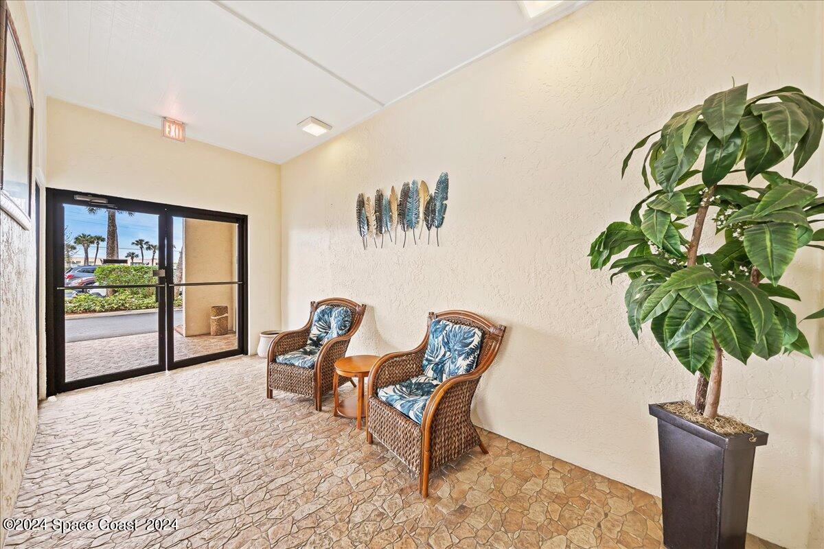 2725 N Highway A1a 301