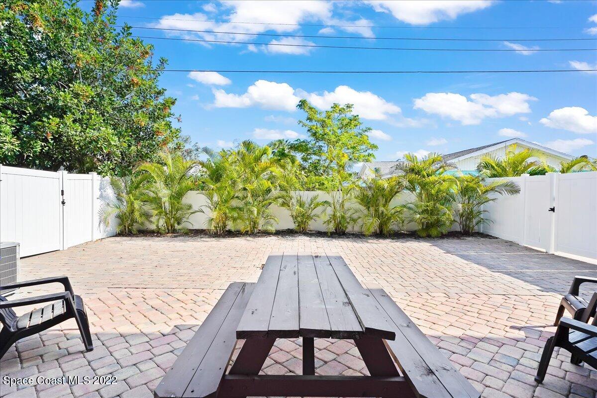 140 Mediterranean Way