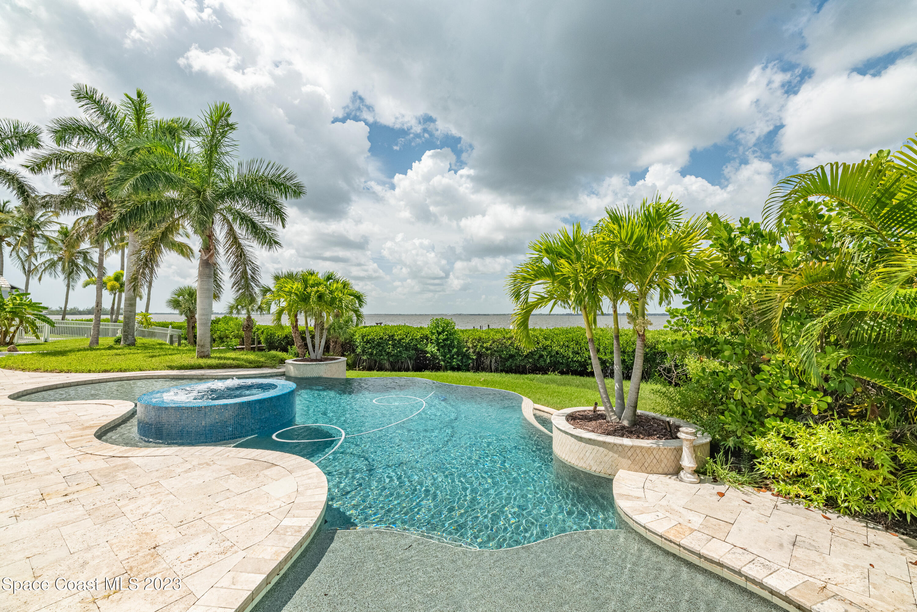 182 Bayshore Drive