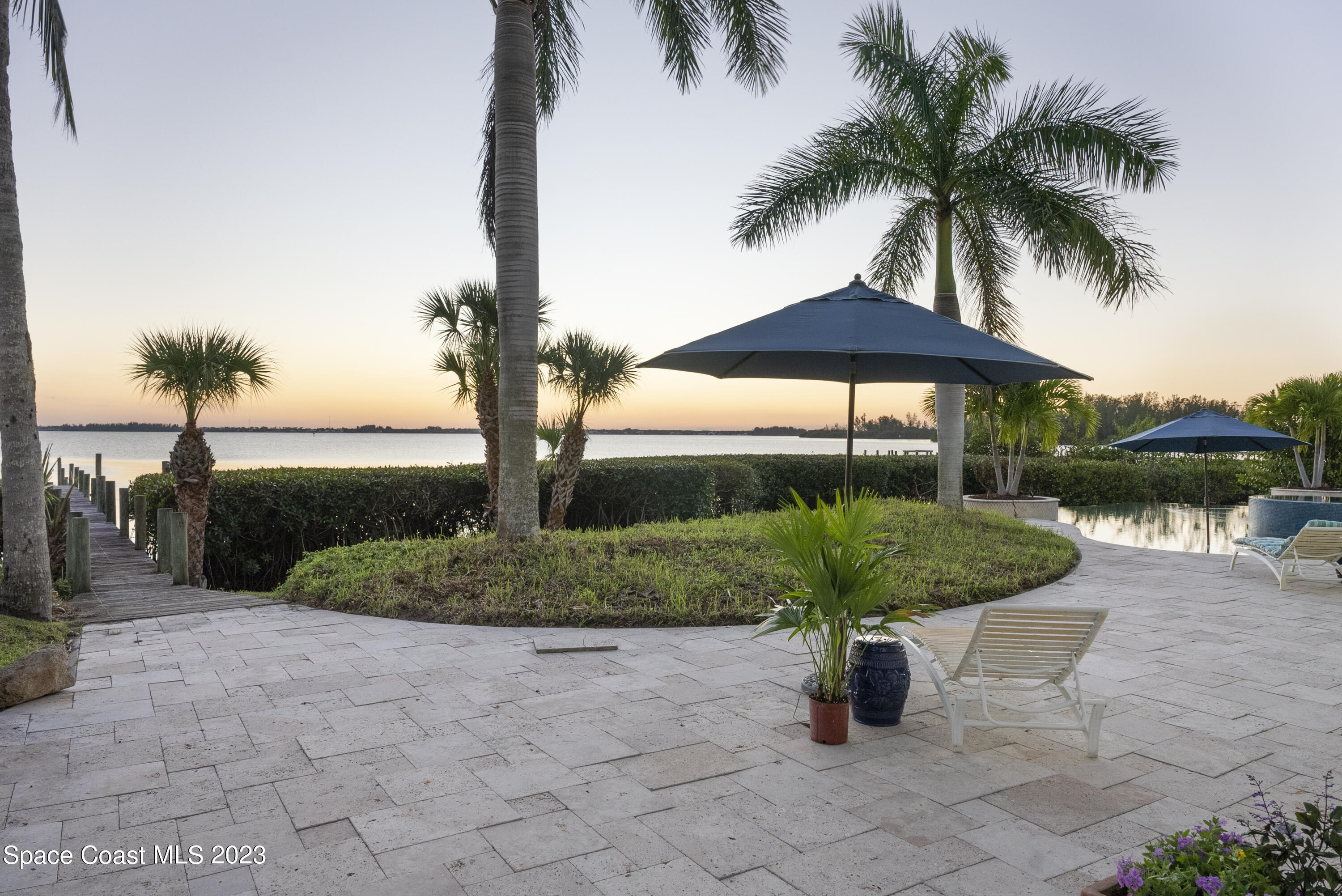 182 Bayshore Drive