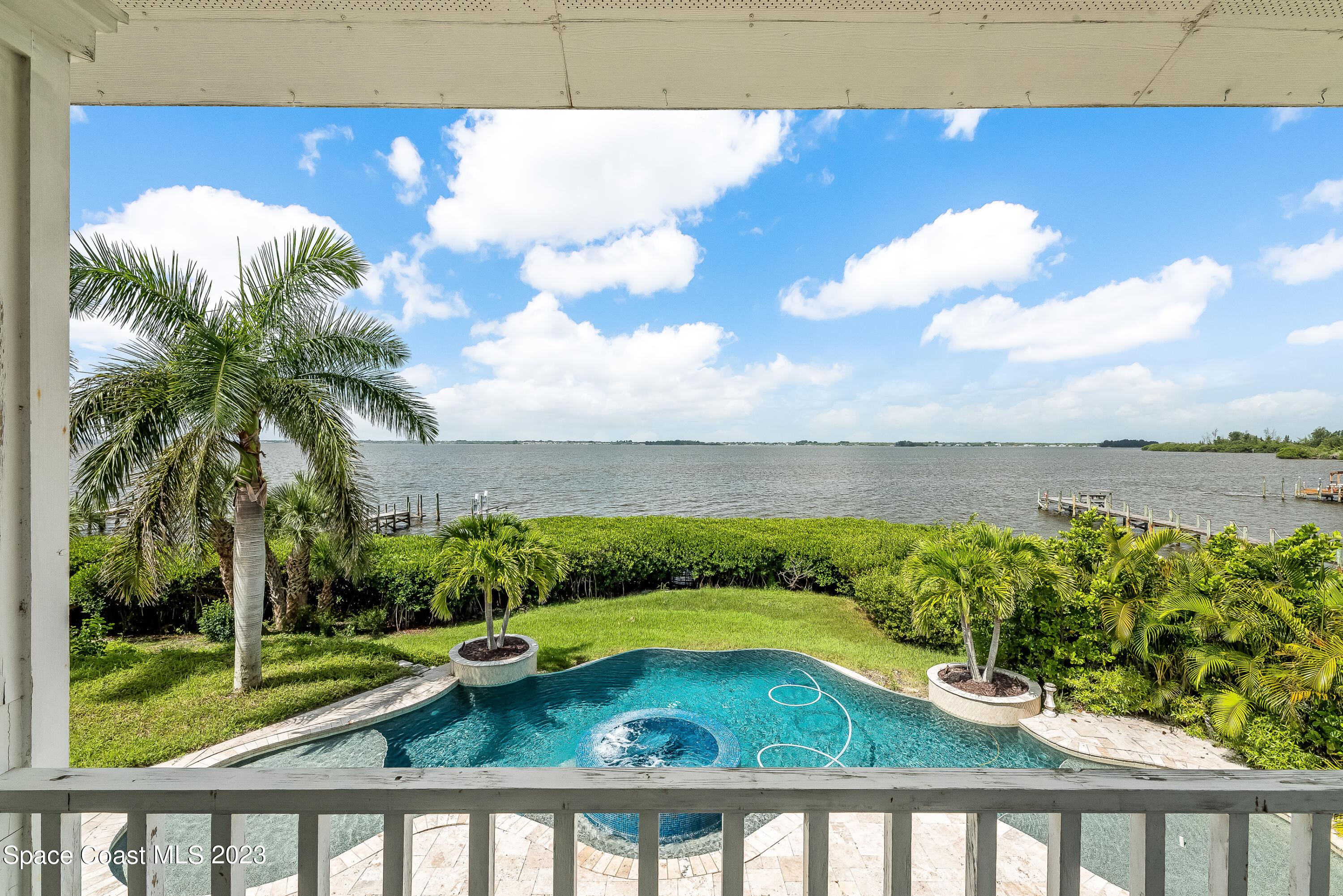 182 Bayshore Drive