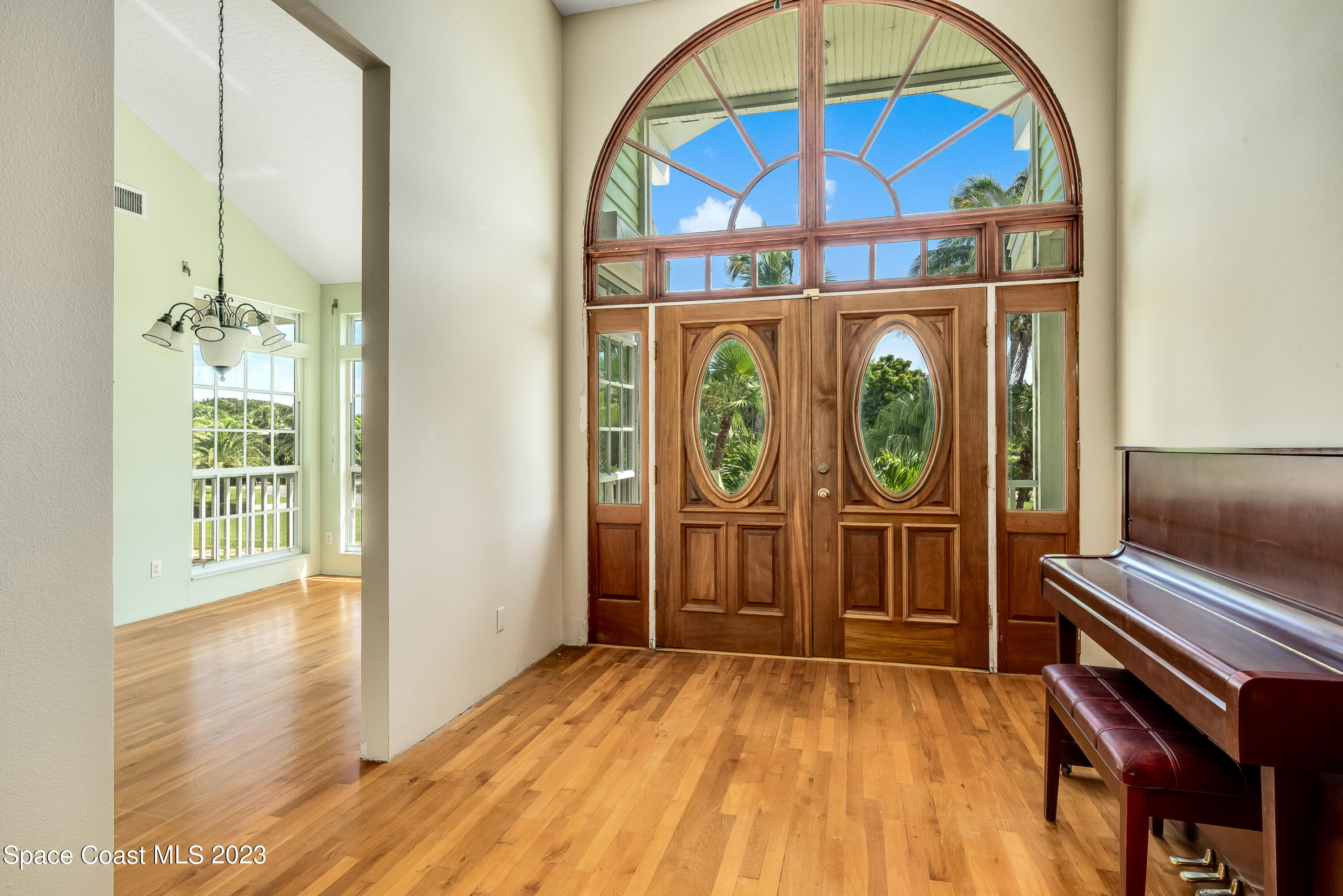 182 Bayshore Drive