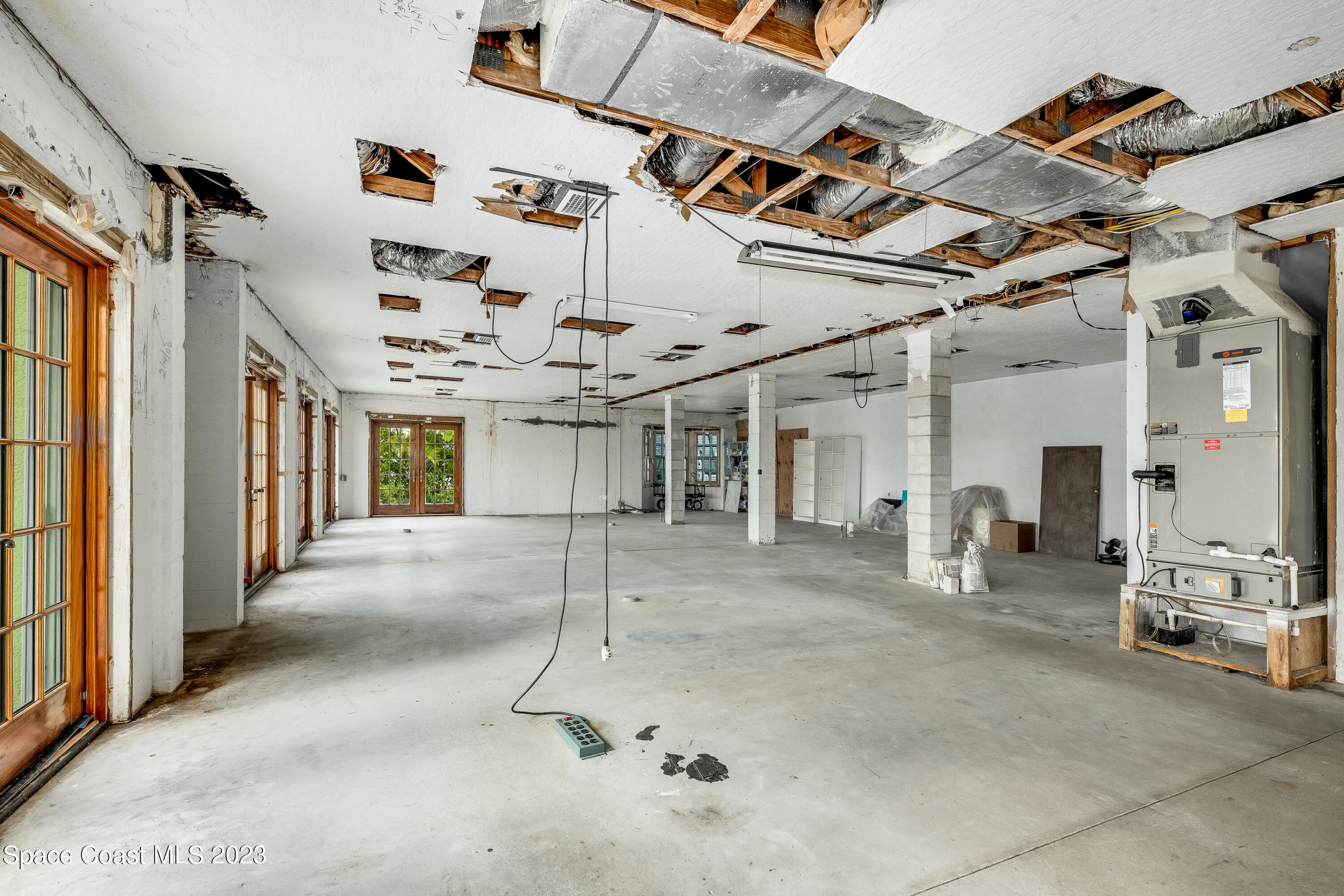 182 Bayshore Drive