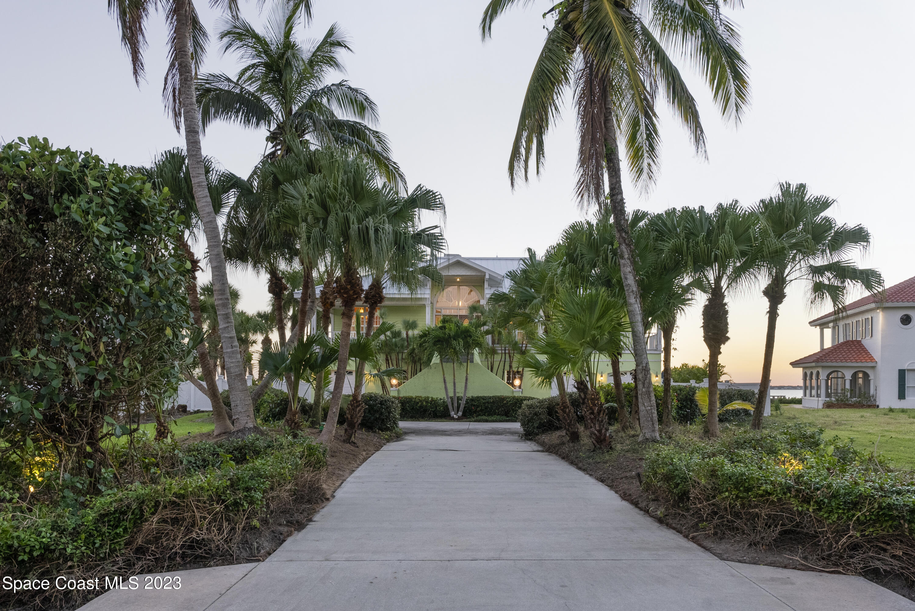 182 Bayshore Drive