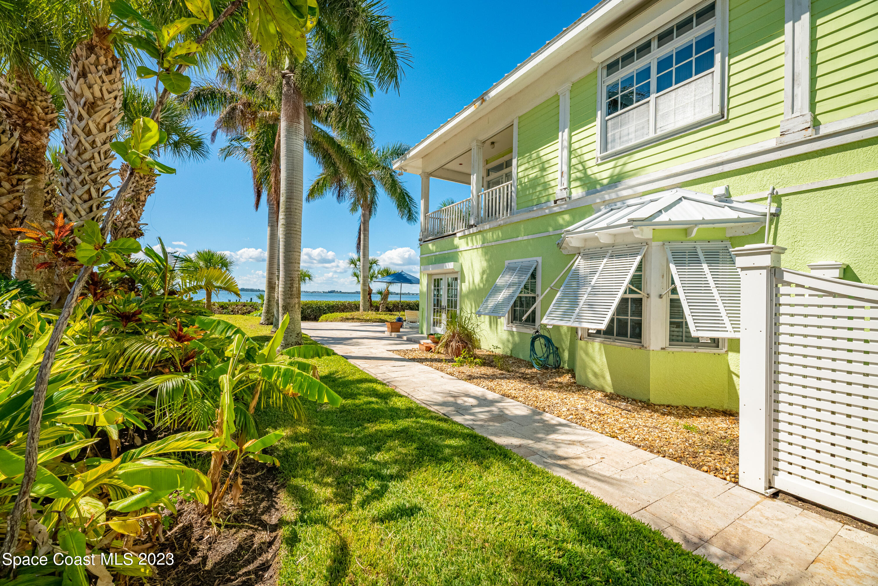 182 Bayshore Drive