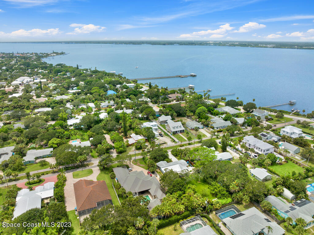 526 Sunset Boulevard