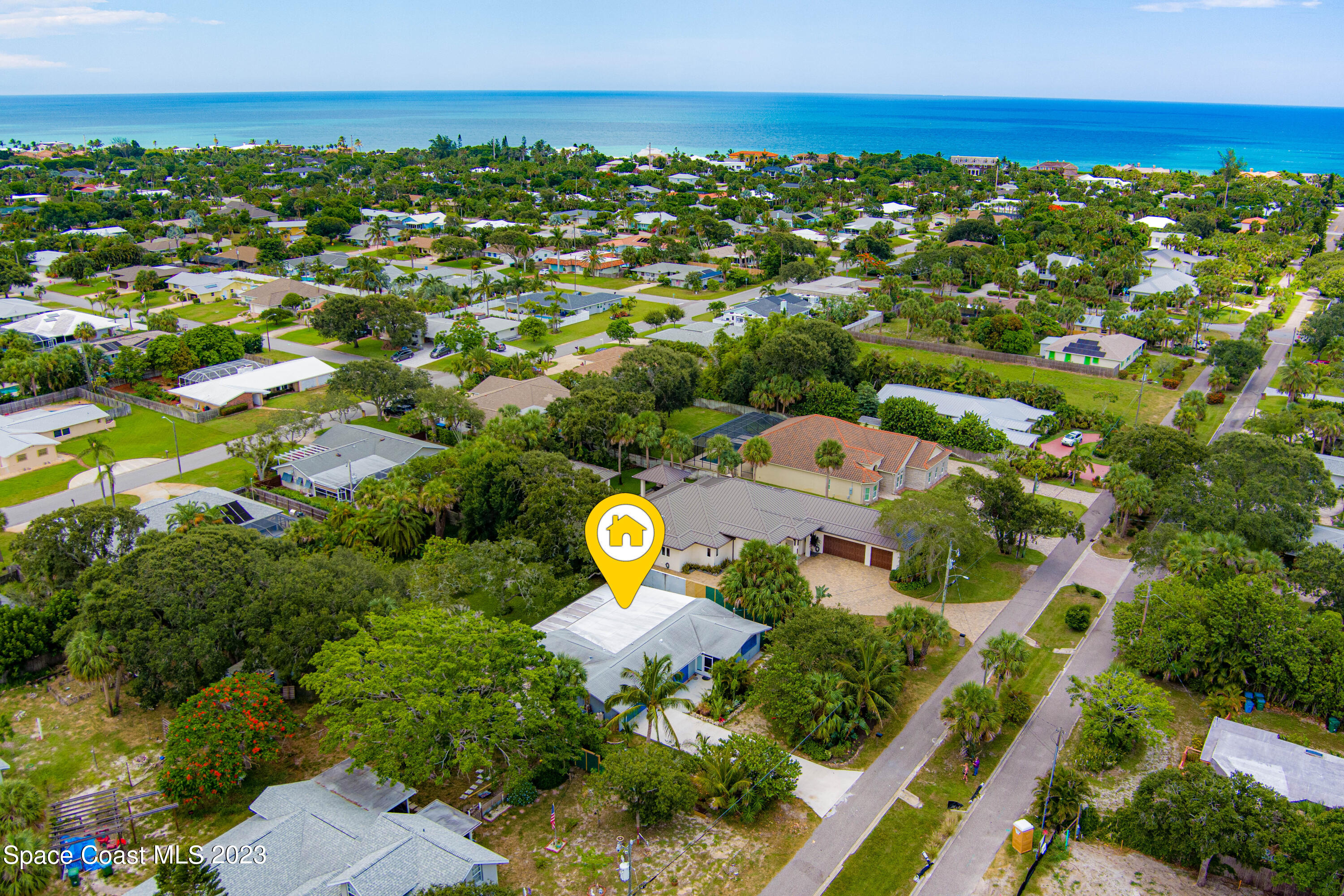 526 Sunset Boulevard