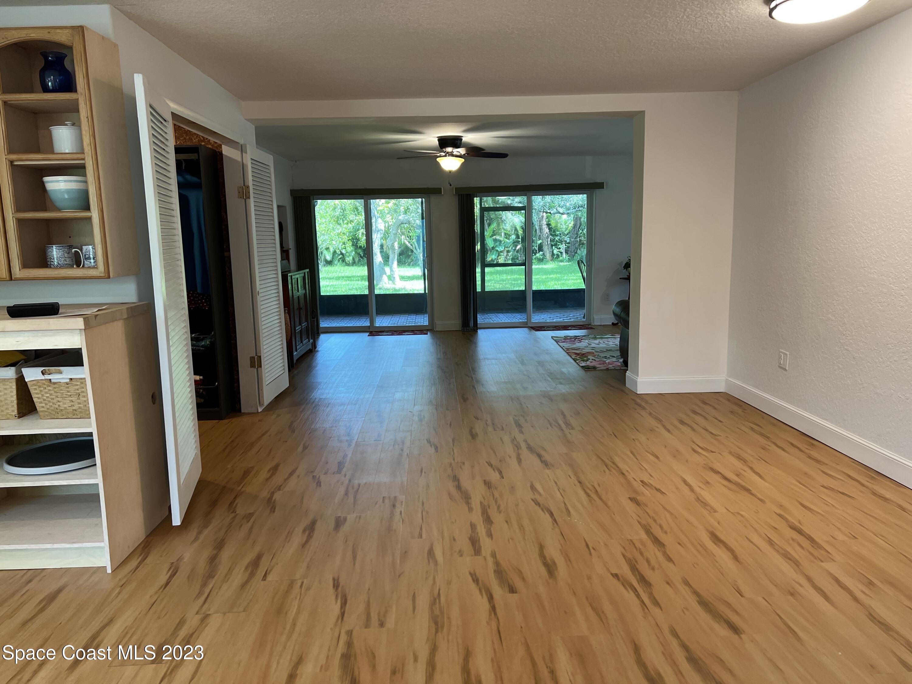 526 Sunset Boulevard