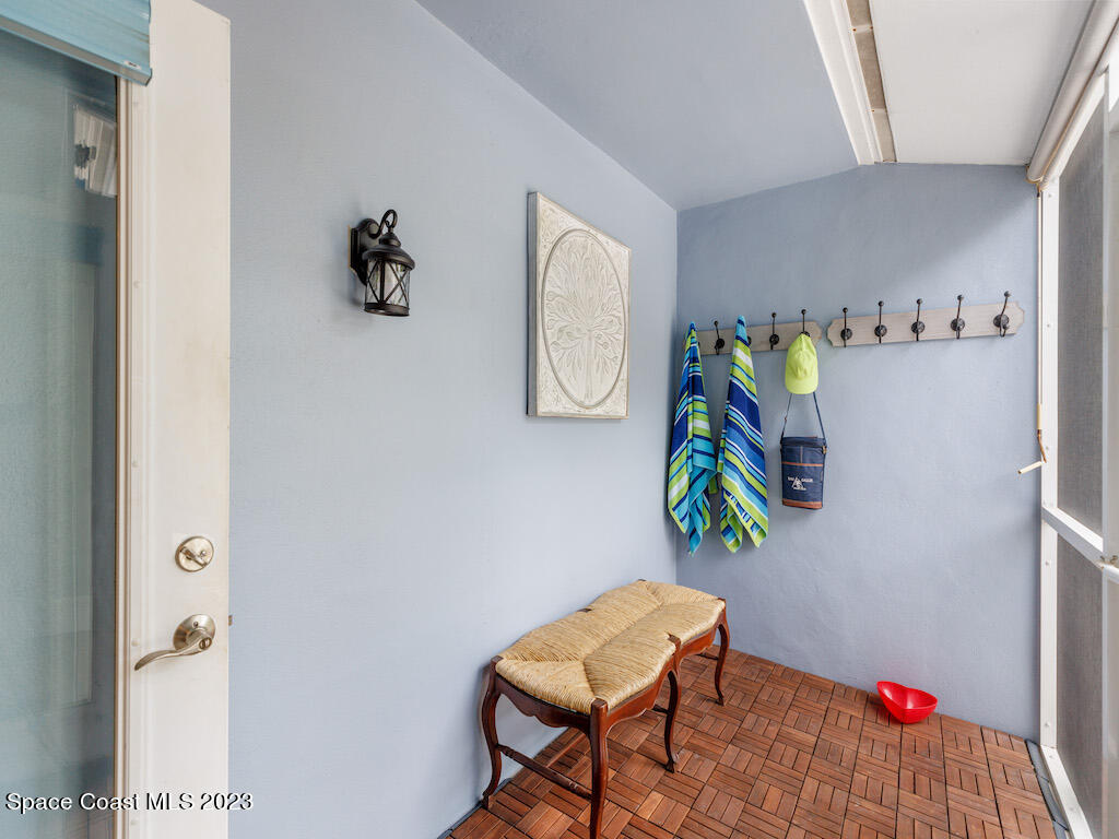 526 Sunset Boulevard