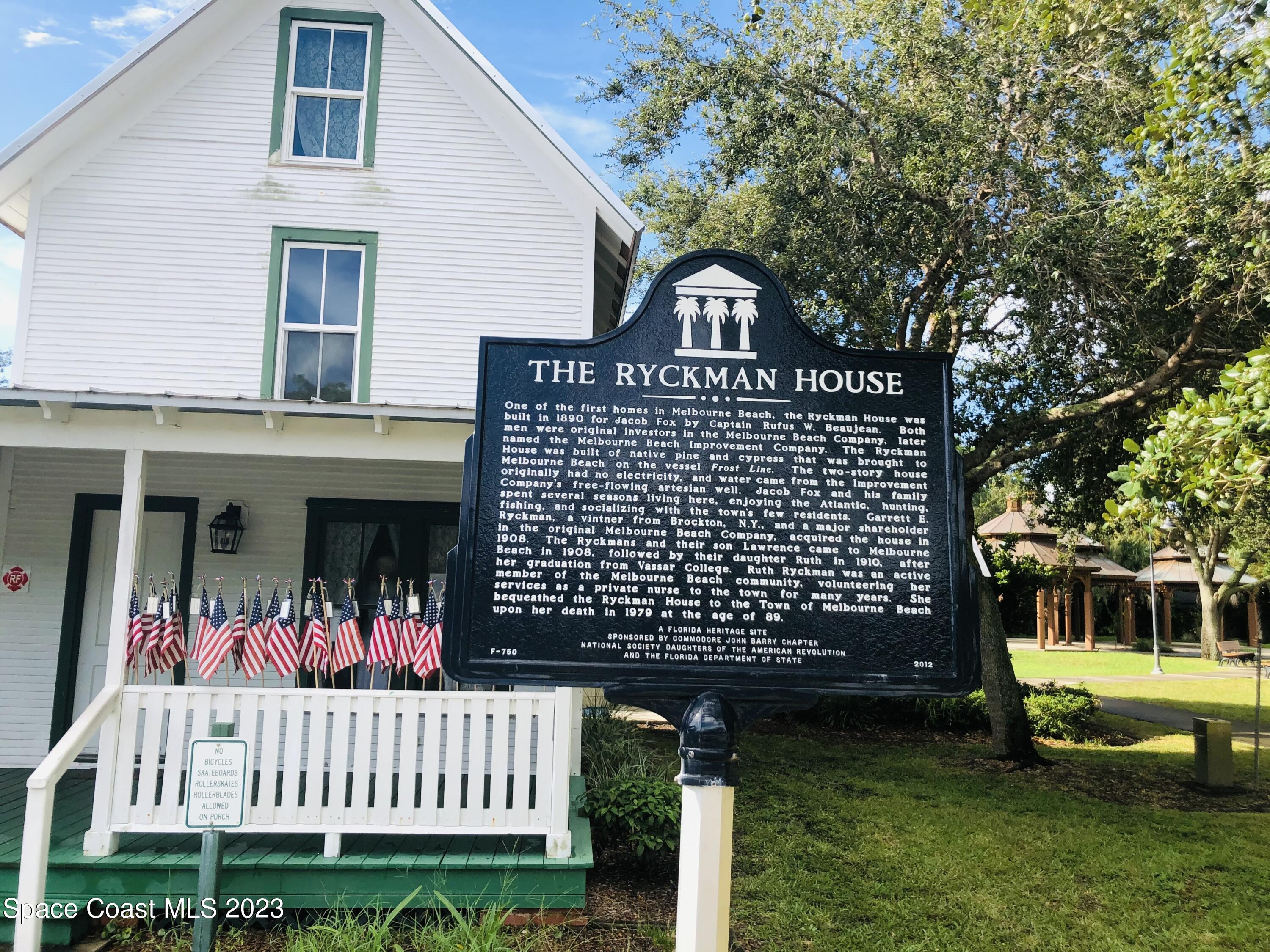 526 Sunset Boulevard