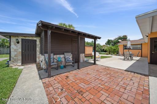 350 Richards Road